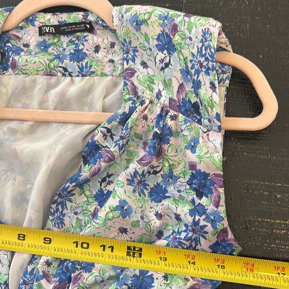 Zara Floral Print Midi Dress With Shoulder Pads Open Front V-Neck Buttons Sz XS - Picture 12 of 14